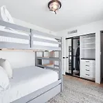 Entire Upper Oceanfront Masterpiece With Rooftop